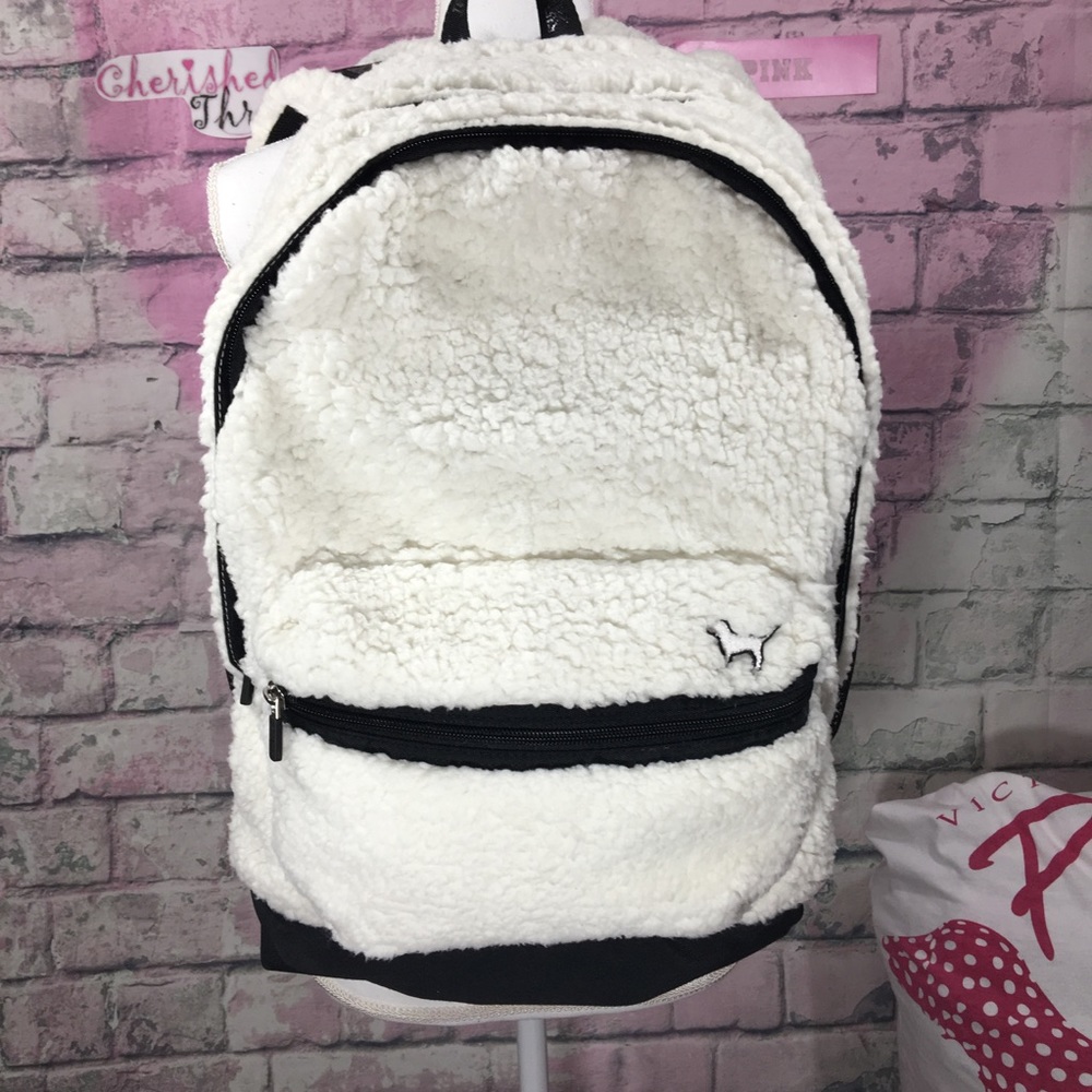 VS PINK 💕 Sherpa Backpack